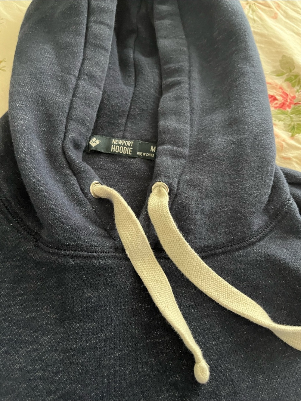 Newport Hoodie Navy Hoodie with Cream Drawcords size M - Picture 2 of 5